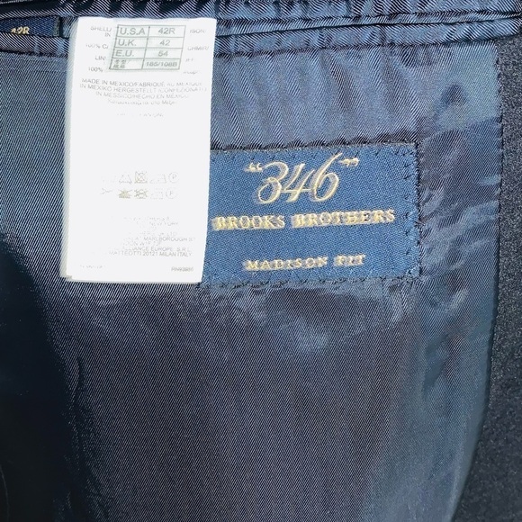 Brooks Brothers 100% Cashmere Sport Coat. - Picture 16 of 16